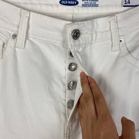 Old Navy Extra High Rise Sky-Hi Straight Jeans Jean Size 14 NWT White Distressed - Picture 5 of 11